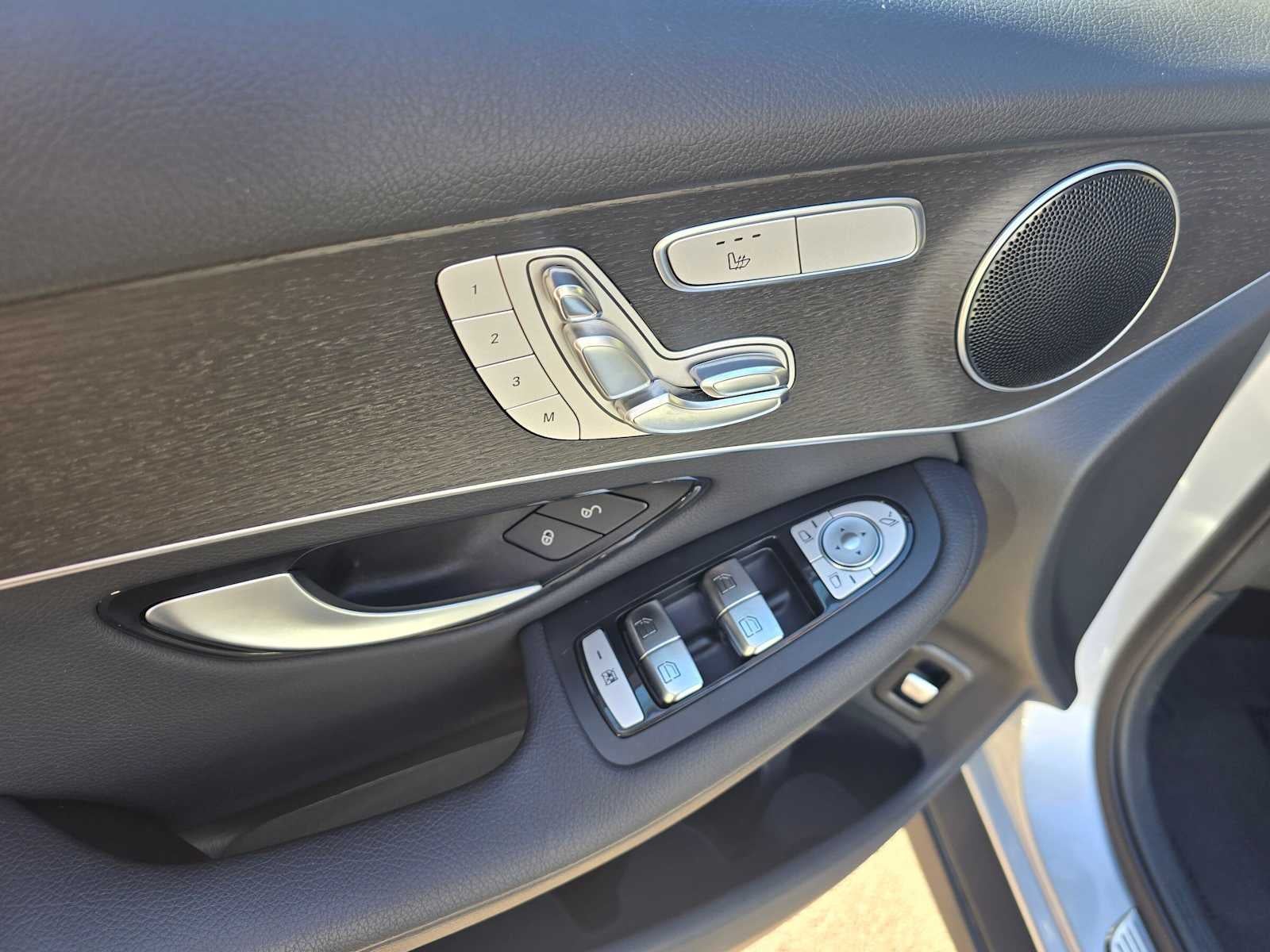 2020 Mercedes-Benz GLC 300 SUV