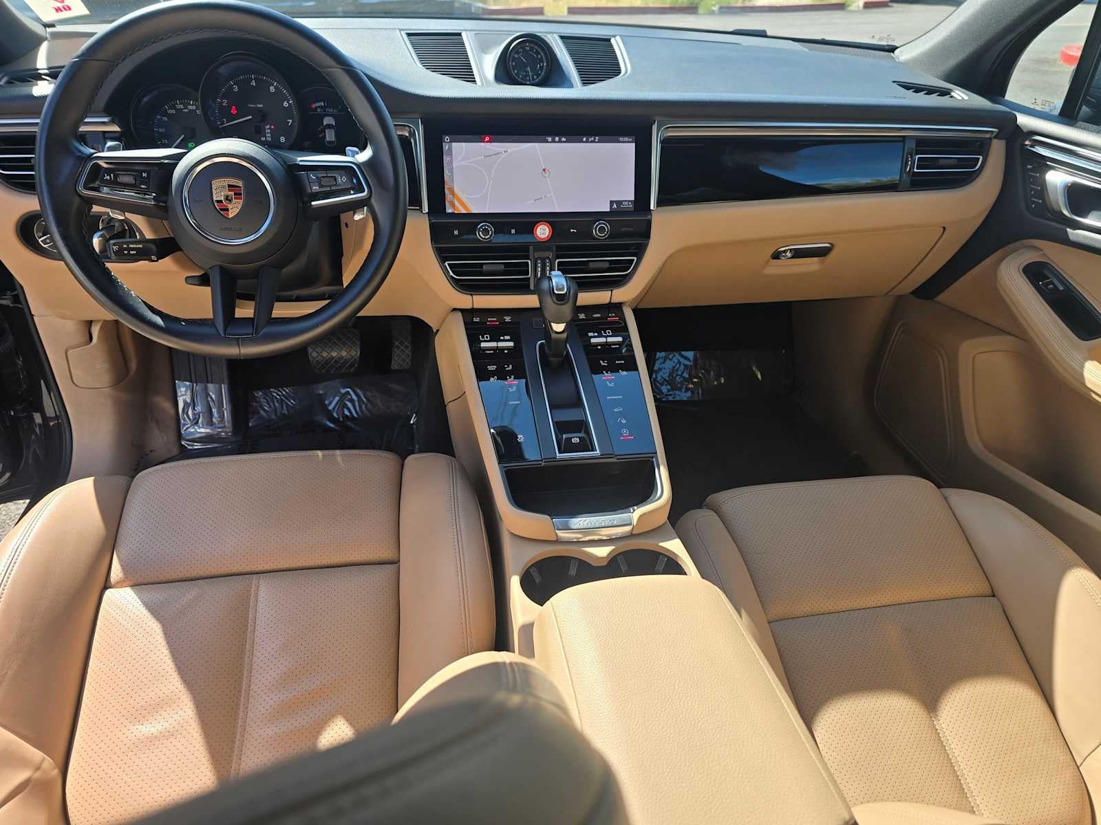 2022 Porsche Macan AWD
