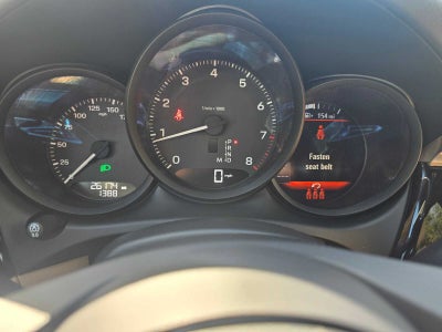 2022 Porsche Macan AWD