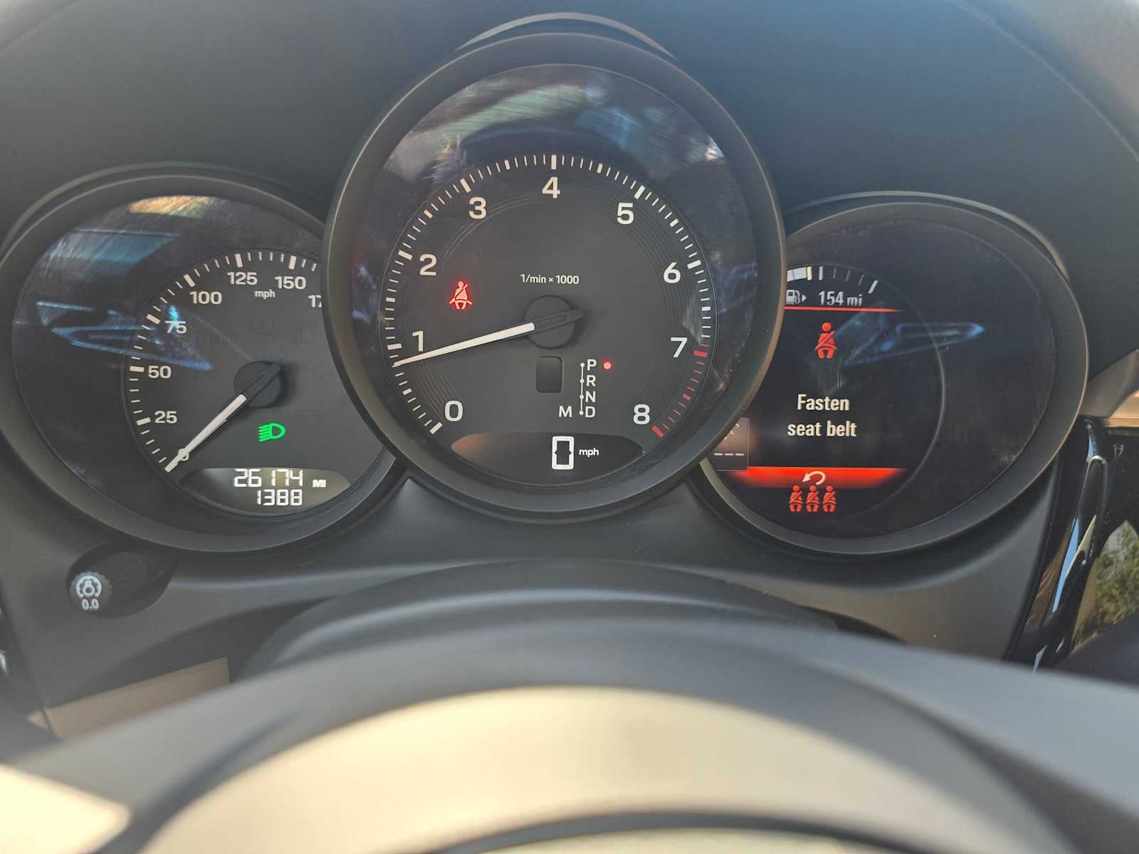 2022 Porsche Macan AWD