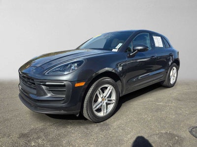 2022 Porsche Macan AWD